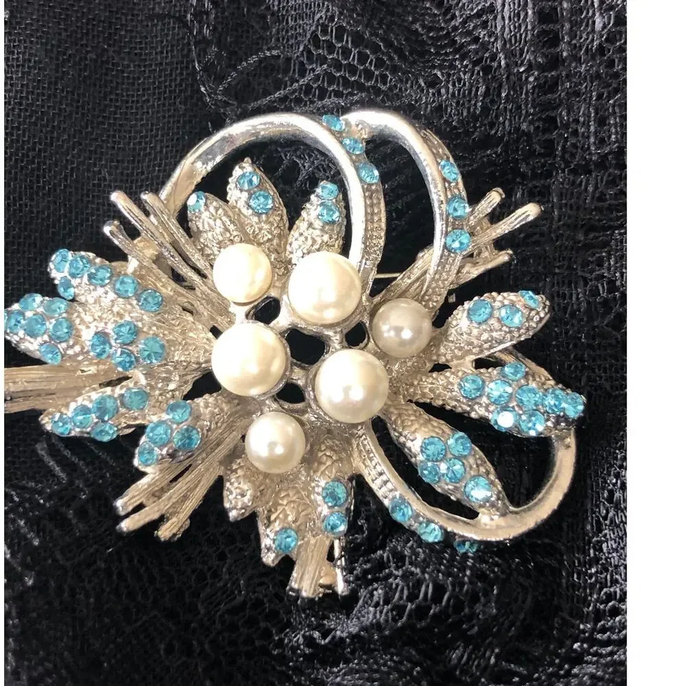 Vintage gorgeous rhinestone